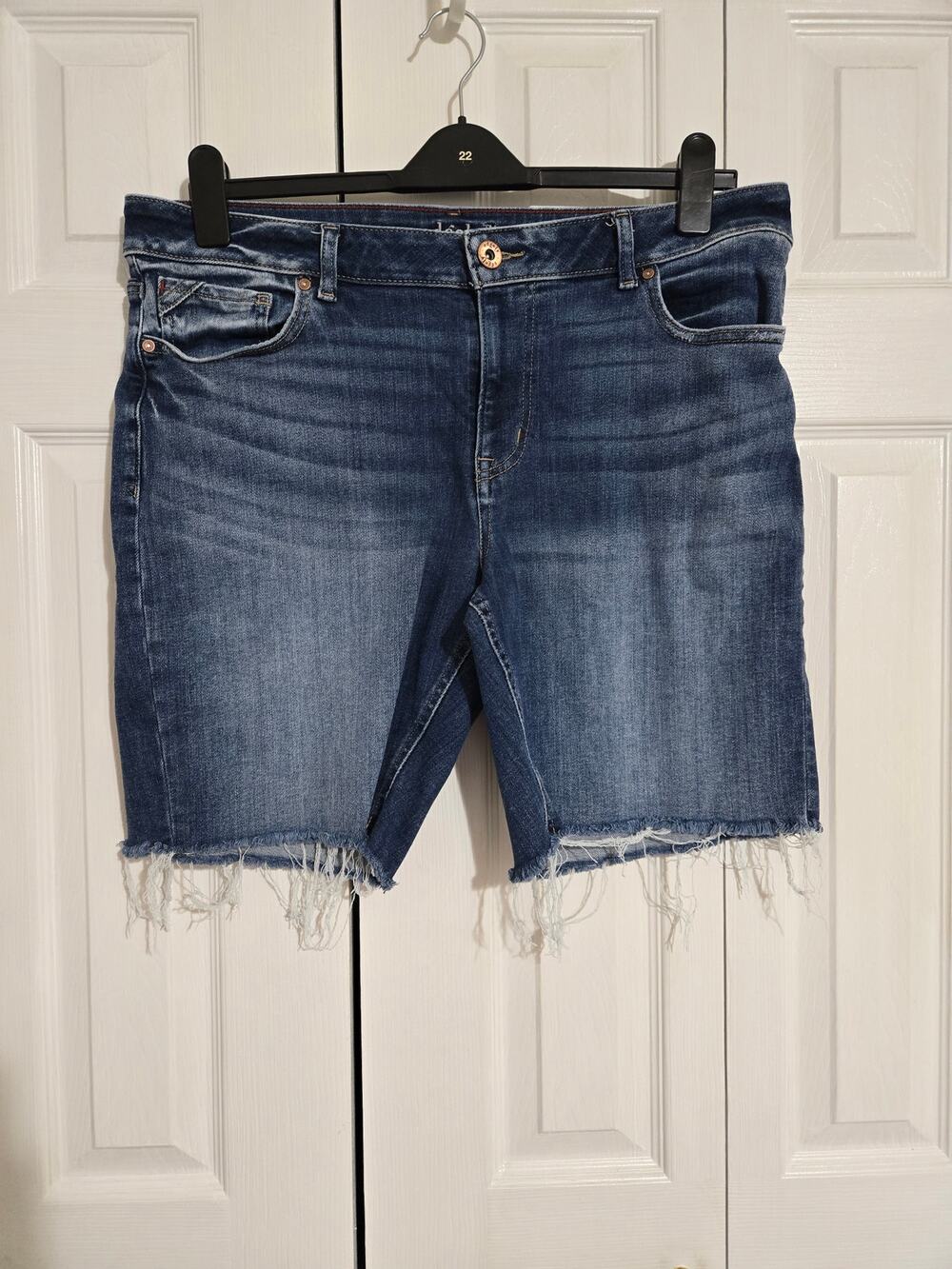 Edgely size 16 women's mid rise cut off shorts